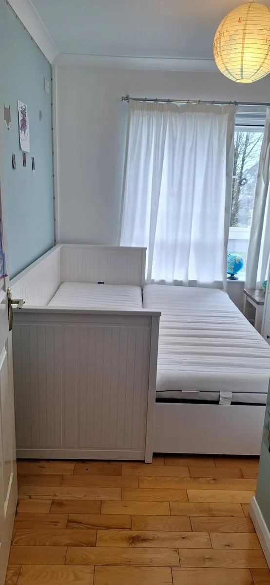 Adjustable Single/Double Bed - Image 4