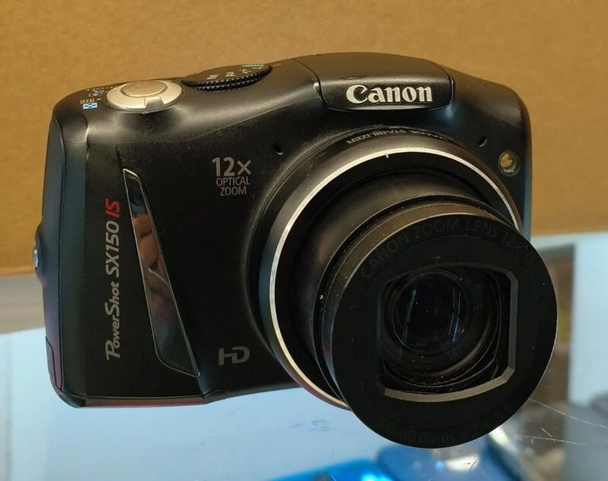 Vintage Canon PowerShot SX150 IS Compact Y2K Point-and-shoot digital camera - Image 2