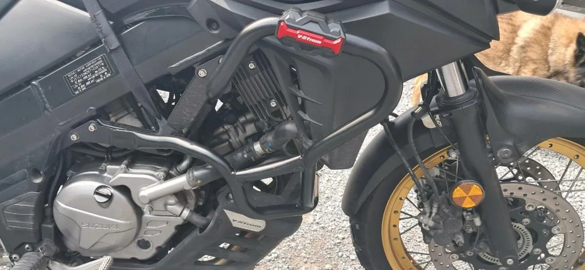 2024 Suzuki V Strom 650 adventure model - Image 3