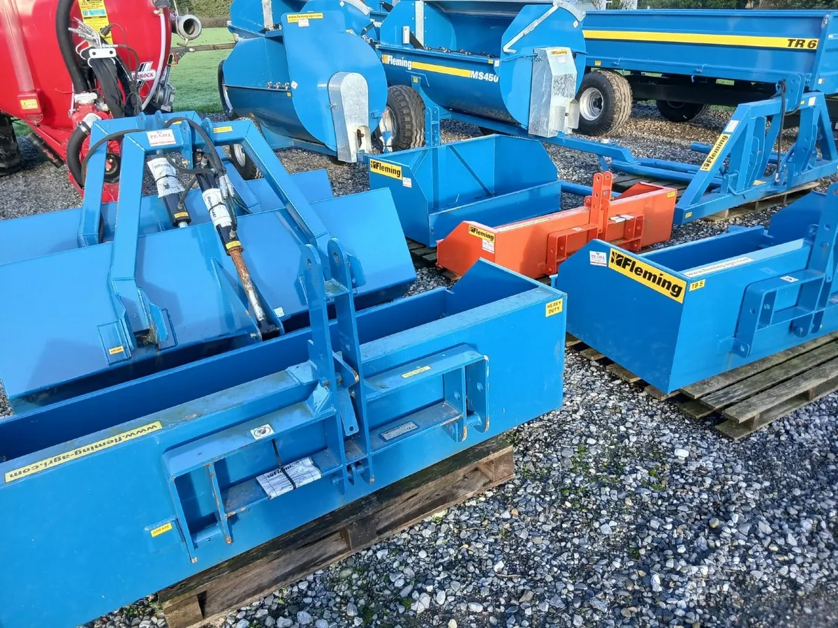 SELECTION OF FLEMING TRANSPORT BOXES - Image 1