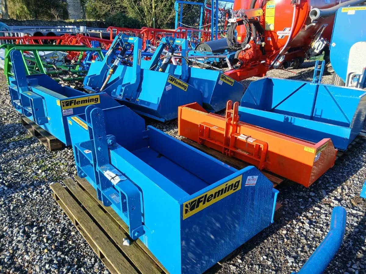 SELECTION OF FLEMING TRANSPORT BOXES - Image 2