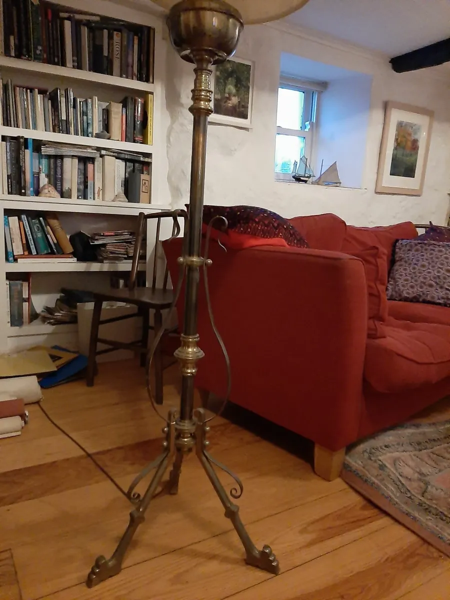 Standard Lamp - Image 4