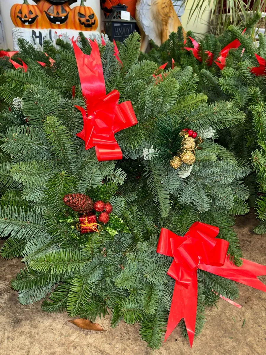 Christmas / Grave Wreaths - Image 1