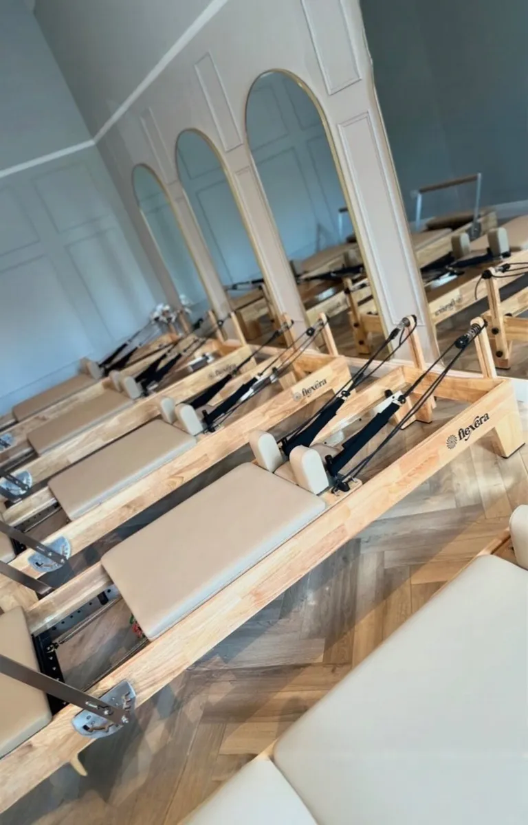 Flexera Studio Reformer Beds (6) - Image 1