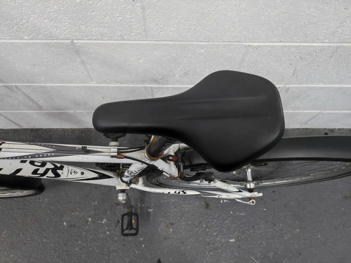 KELLYS  COACH  Bike - Image 4