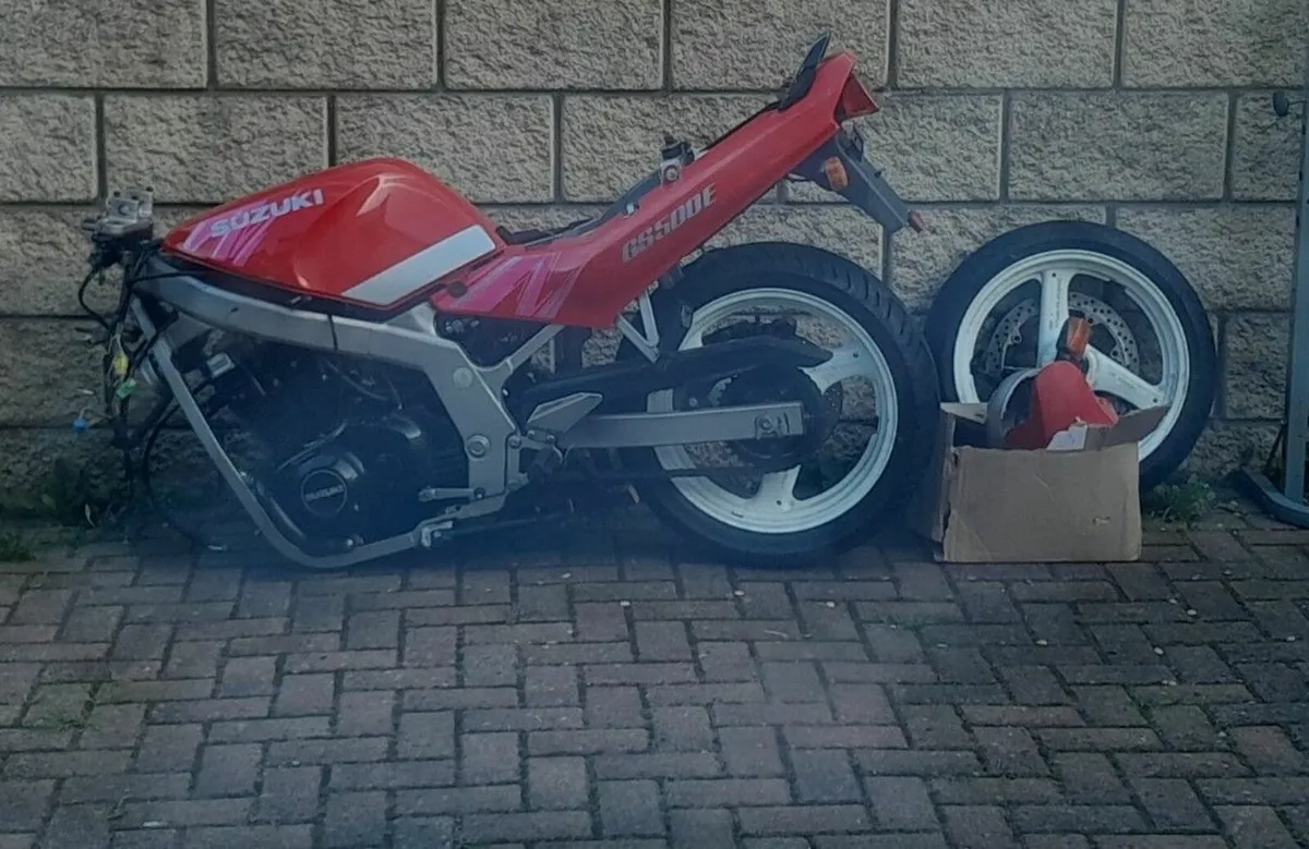 Suzuki gs500e and zx7r for breaking - Image 2