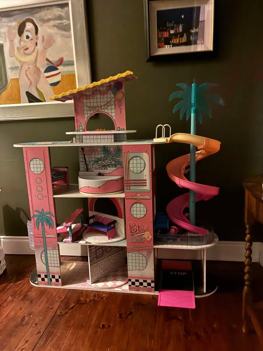 LOL Doll House