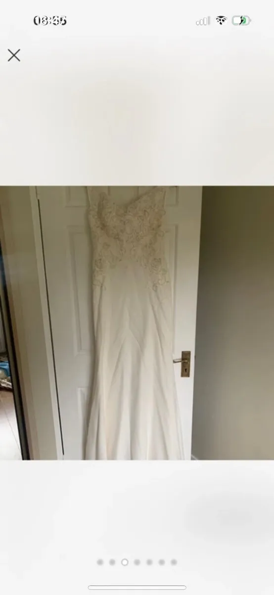 Wedding dress - Image 2
