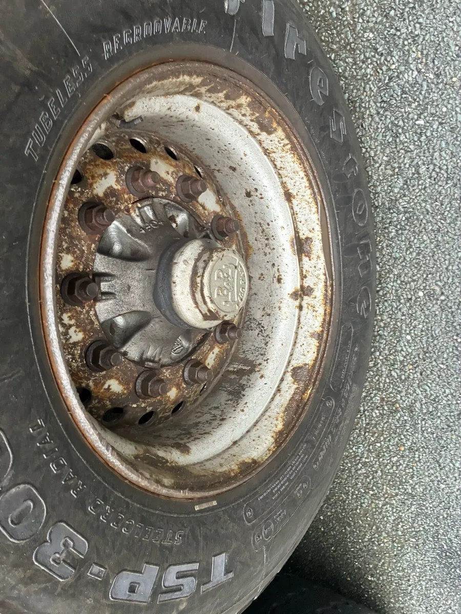 Truck - Image 2