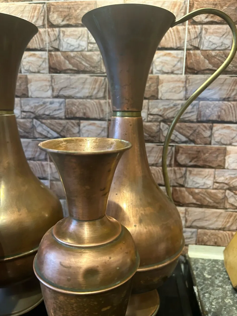 Copper jugs and vases - Image 3
