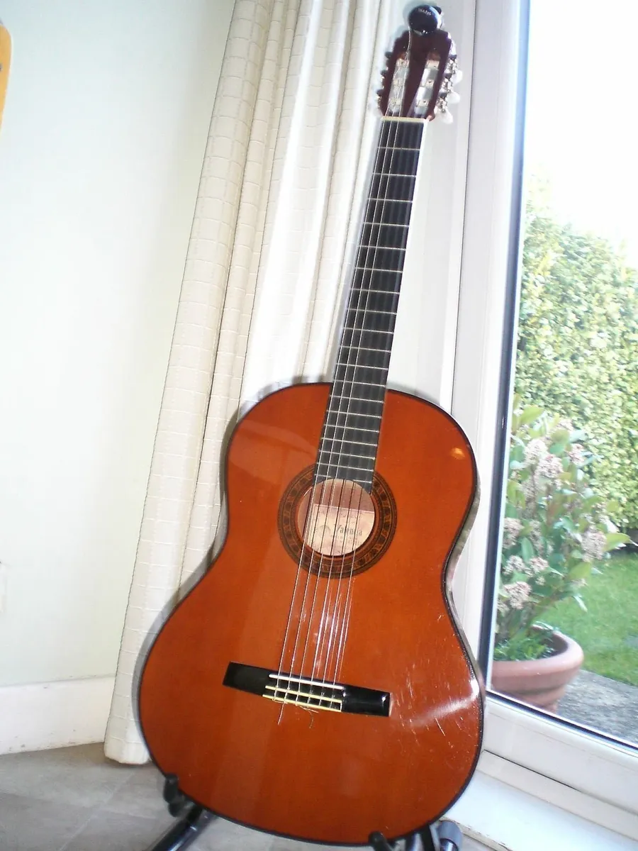 Valencia CG-180 Quality Classical Guitar. - Image 4