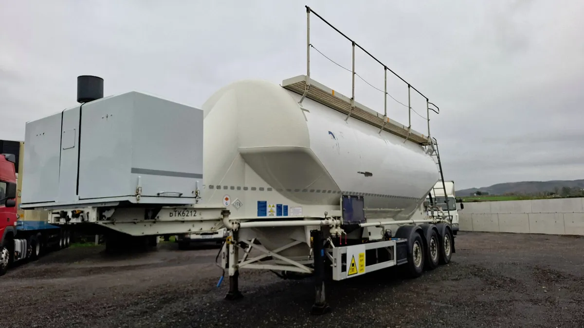 2012 Powder Tanker - Image 2