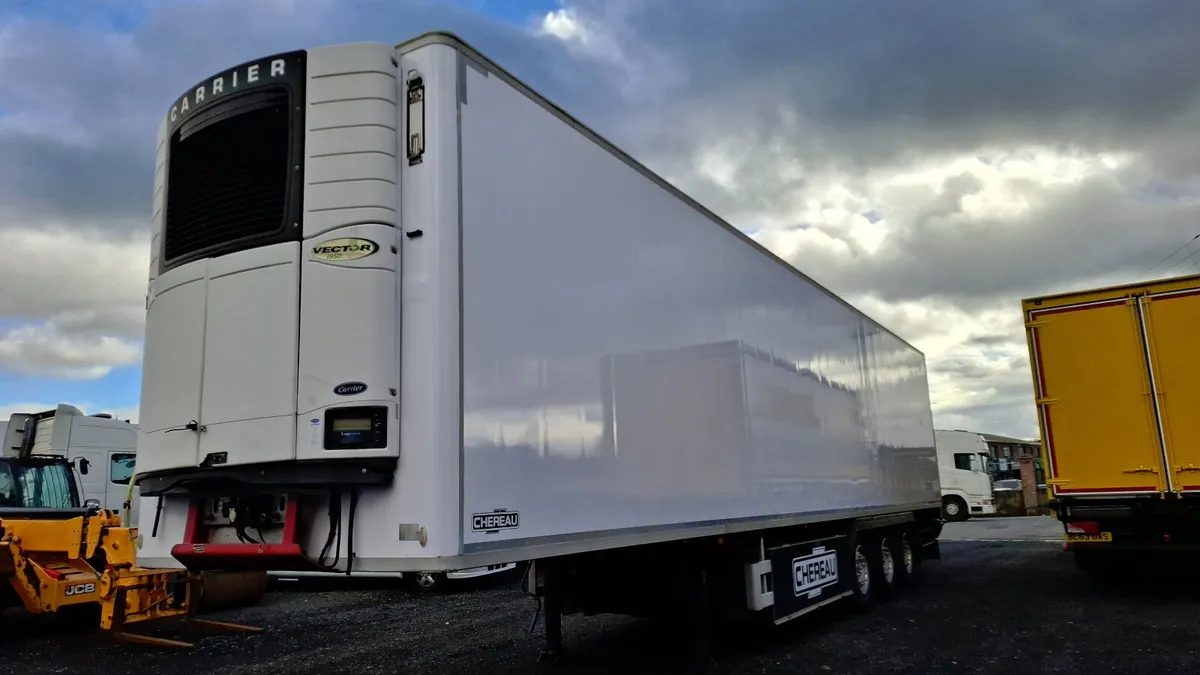 2013 Registered Chearue 3 axle fridge 1850 Carrier - Image 3