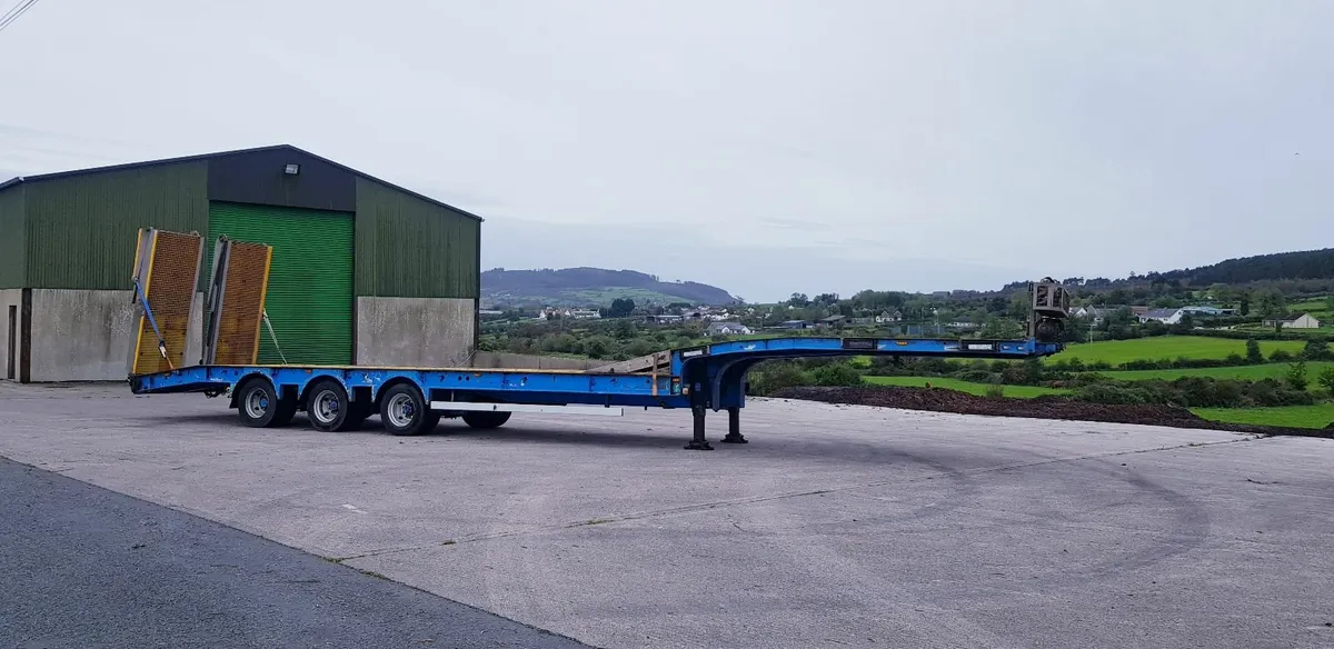 20017 Low Loader Trailer 3 Axle - Image 2