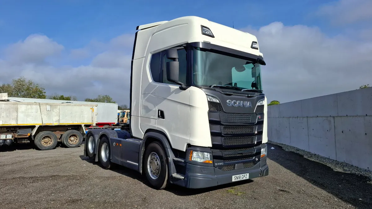 2018 Scania S580 , 6x2  Twin Wheel Tag Lift Axle . - Image 1