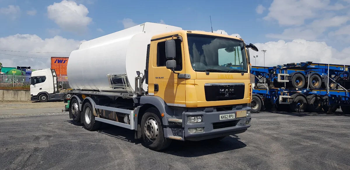 2012 MAN TGM 26.340 , Tanker . Day Cab , - Image 1