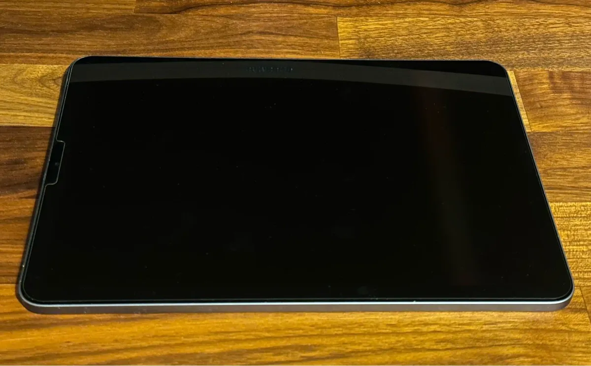 Apple iPad Air 5th Generation - 64GB (2022) - Image 3