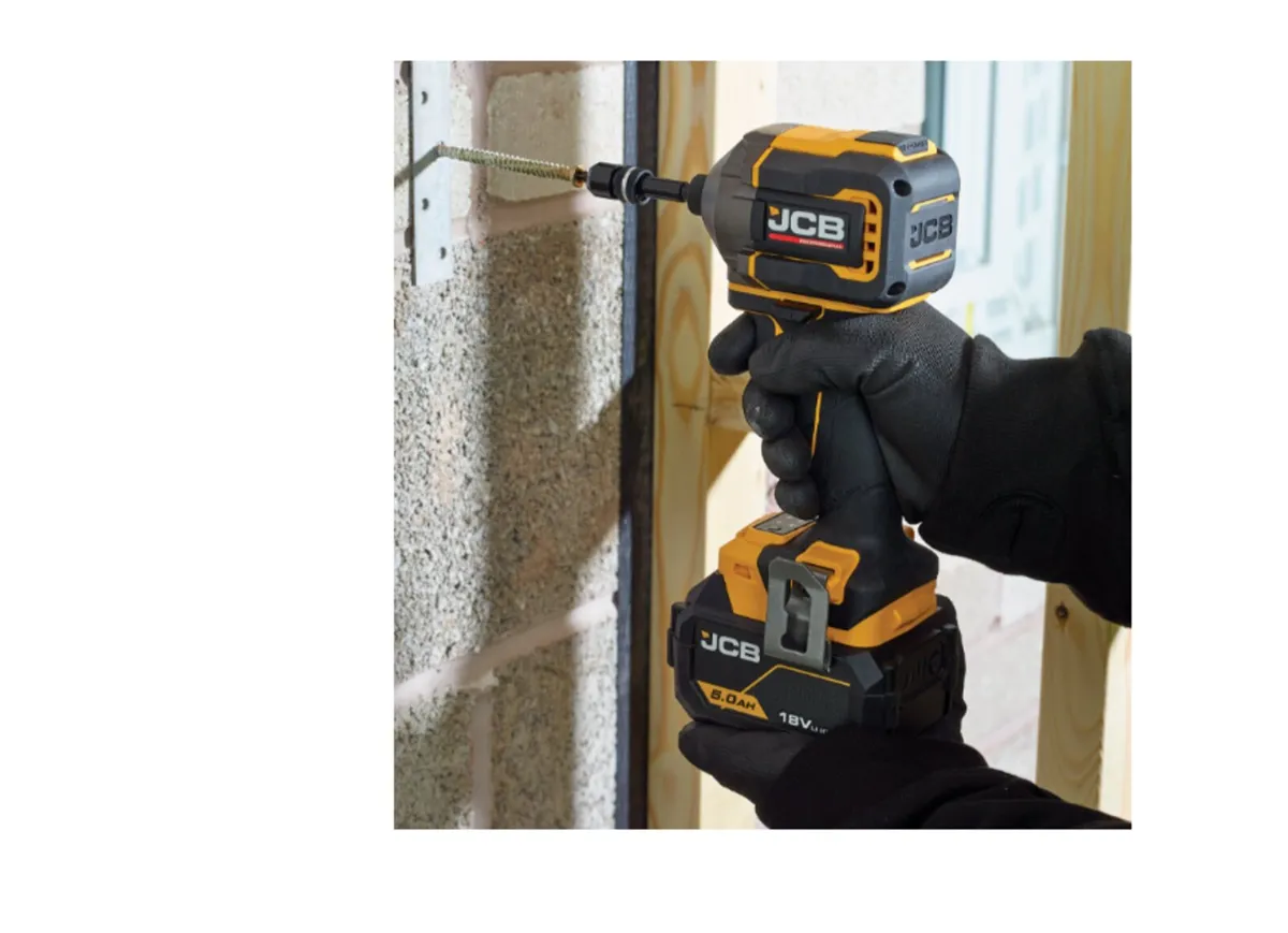 JCB Pro 18V Combo Kit – 160Nm Combi Drill & 230Nm - Image 1