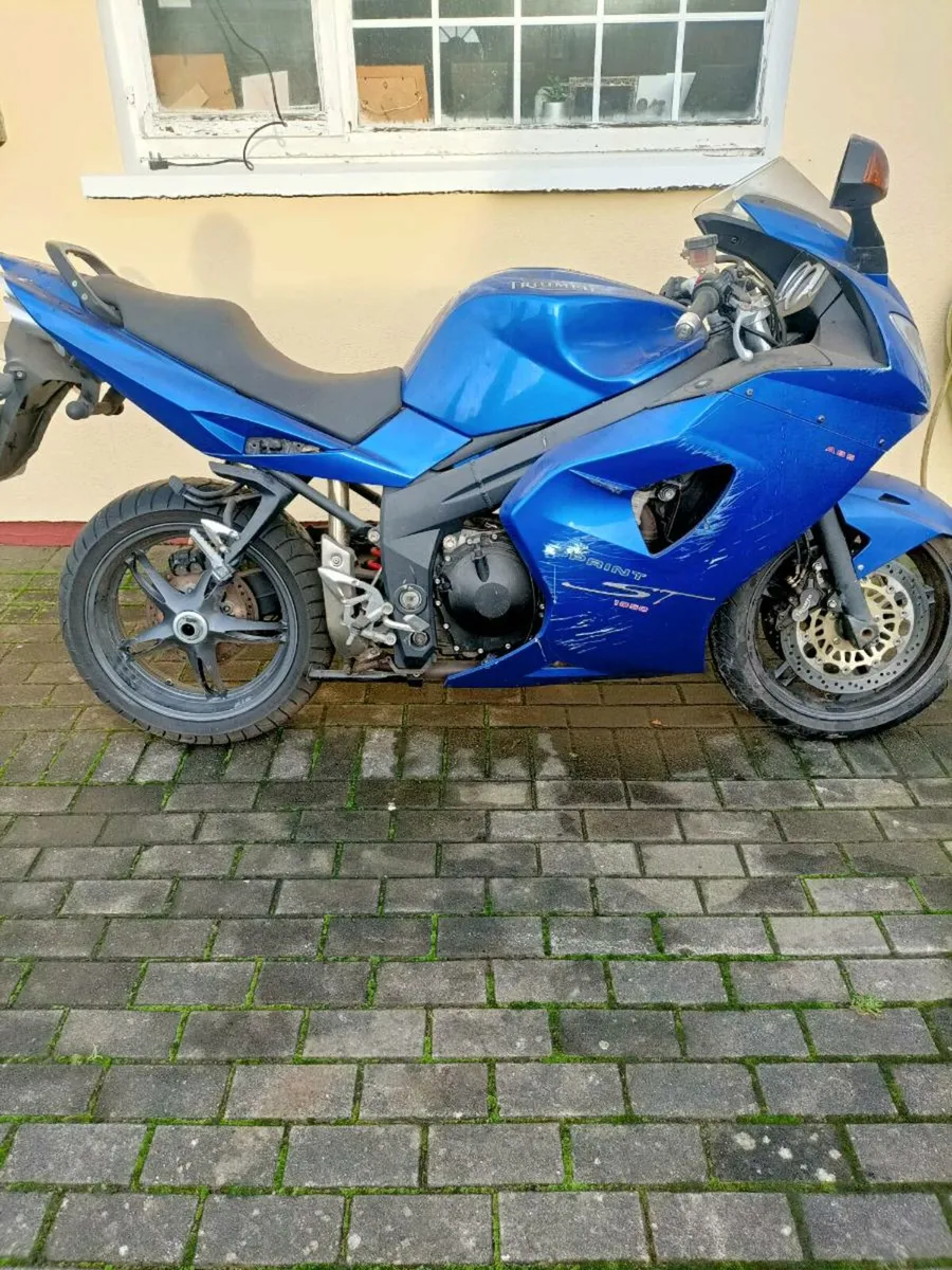 Motorcycle's for breaking - Image 1