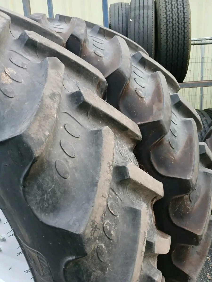 Tractor tyres - Image 1