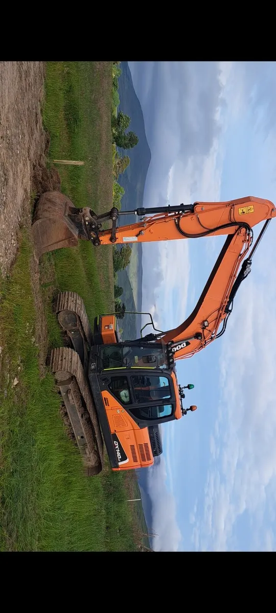 2021 Doosan 140Lc-5 Only 1900Hrs - Image 1