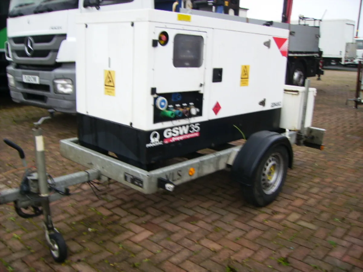 GENERATOR 35 KVA SINGLE AXEL IN GOOD ORDER - Image 2