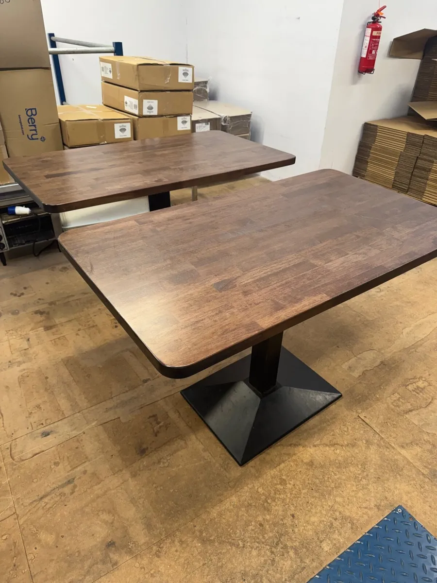 Restaurant/Bar Table - Image 1