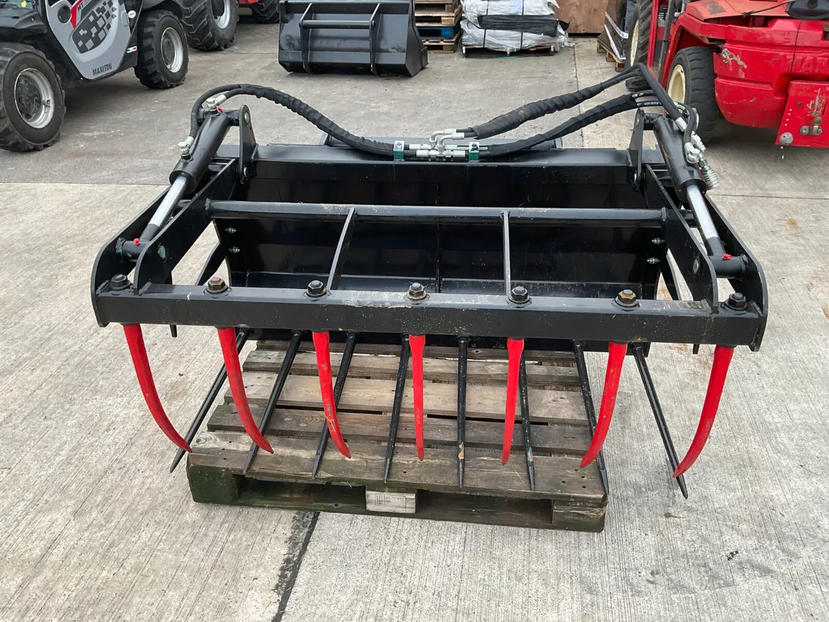 Manitou Muck Grab - Image 2