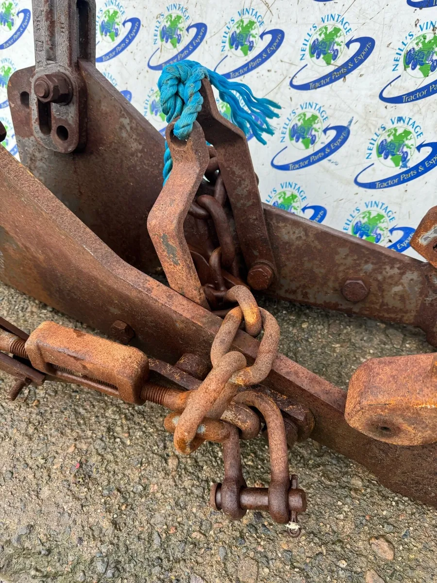 Massey Ferguson 399 Rear Lift Hook Arms - Image 4