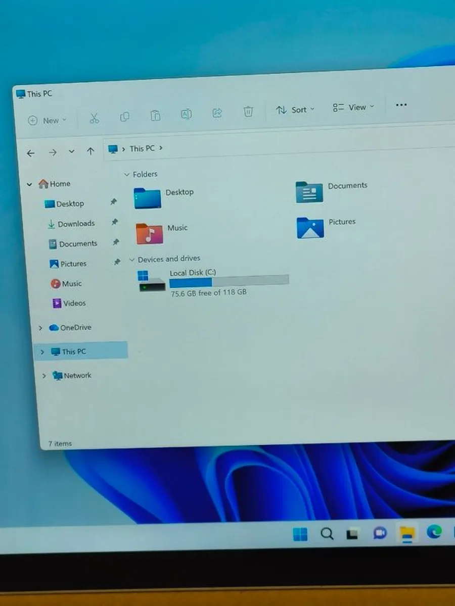 Microsoft Surface Pro 6 - 12.3" Intel I5-8350u 8gb 128gb Touch Windows 11 Pro - Image 4