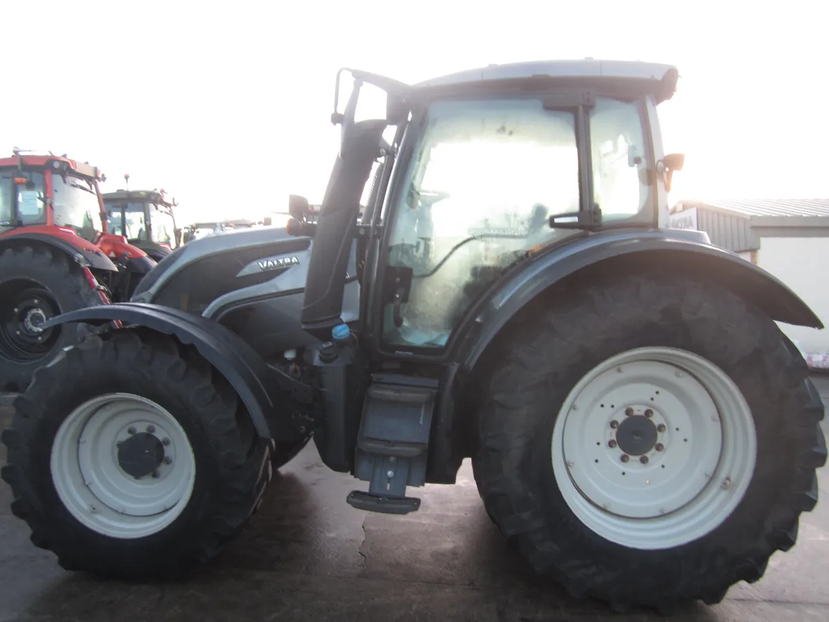 VALTRA N174 ACTIVE...4000..HRS - Image 2