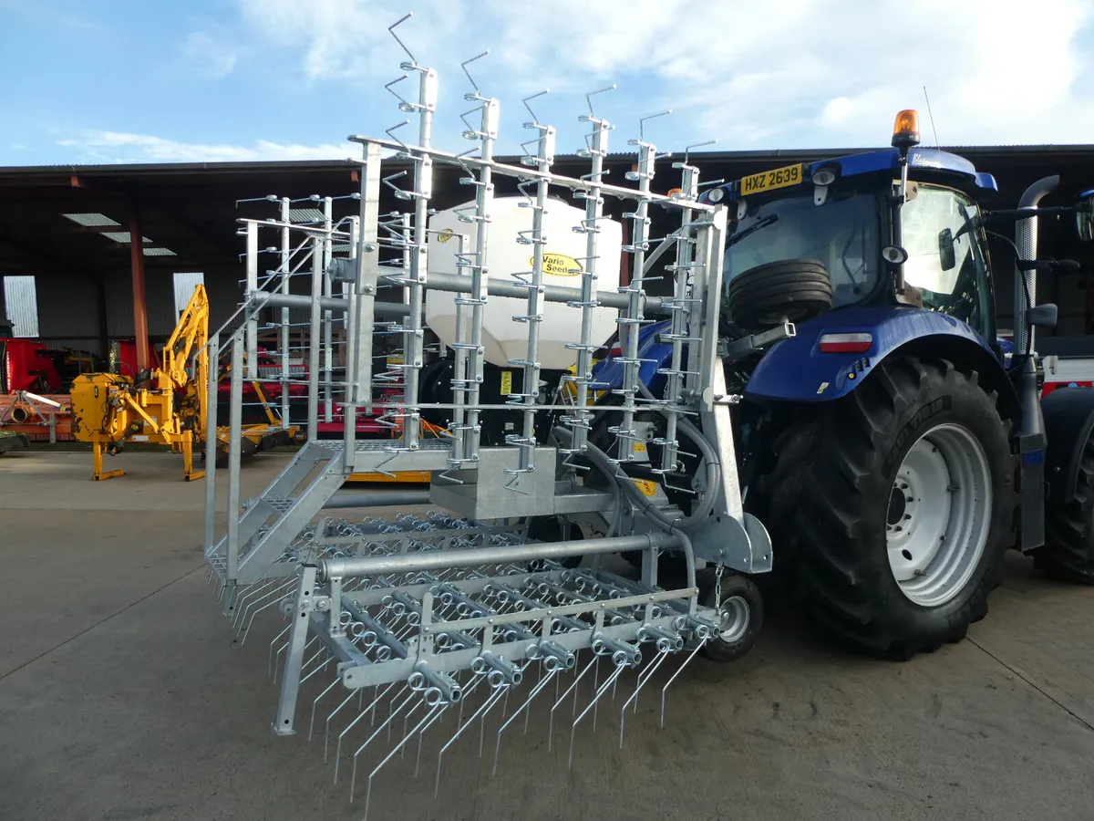 6m Spring tine harrow with seeder - Image 1