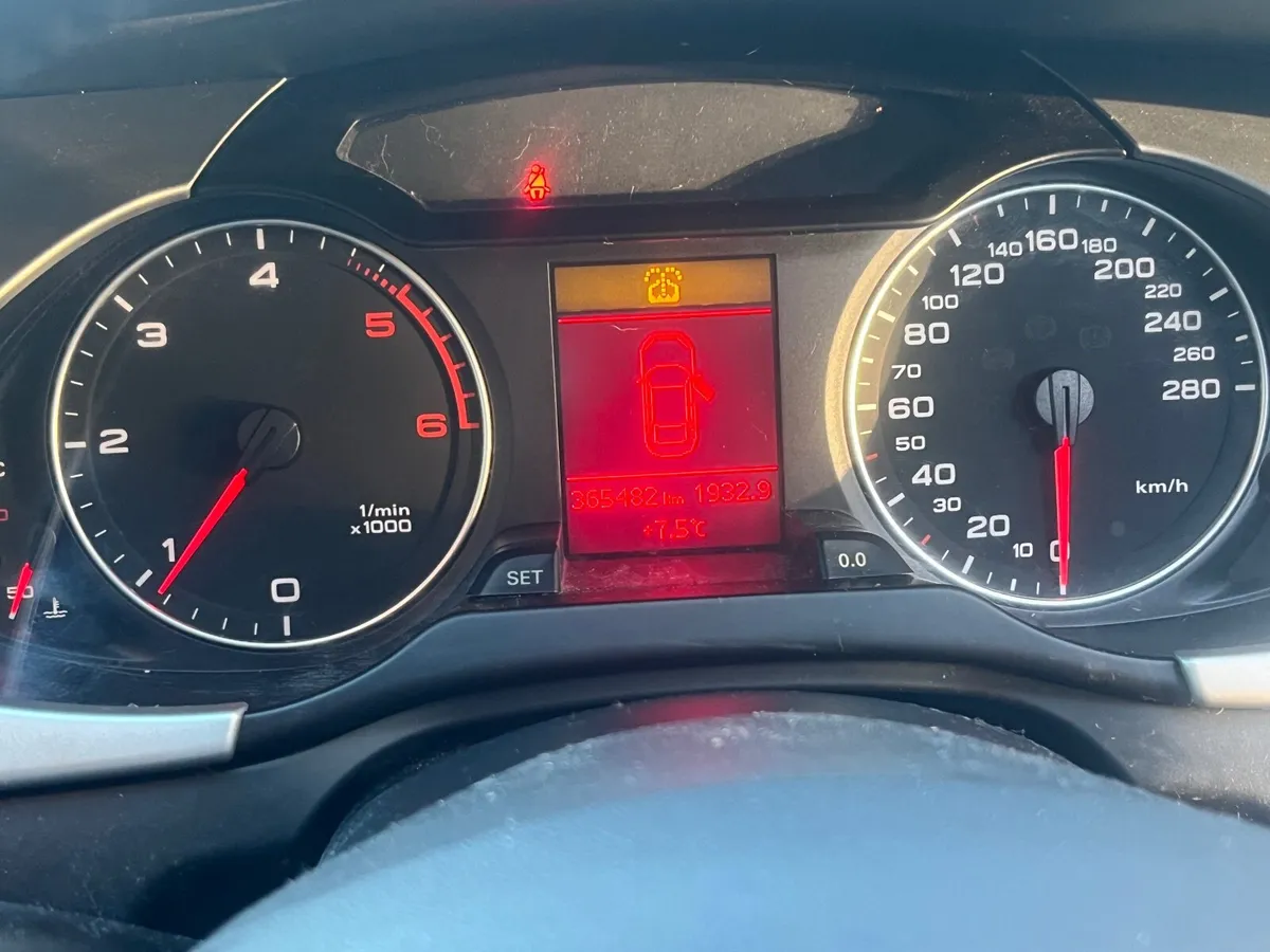 Audi A4 2009 - Image 3