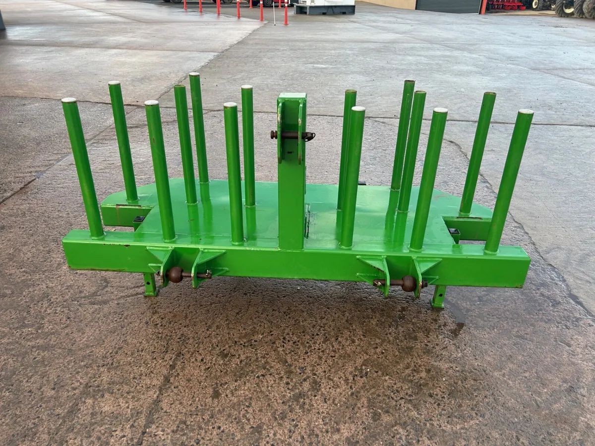 Bale Wrap Carrier For Front Linkage - Image 2