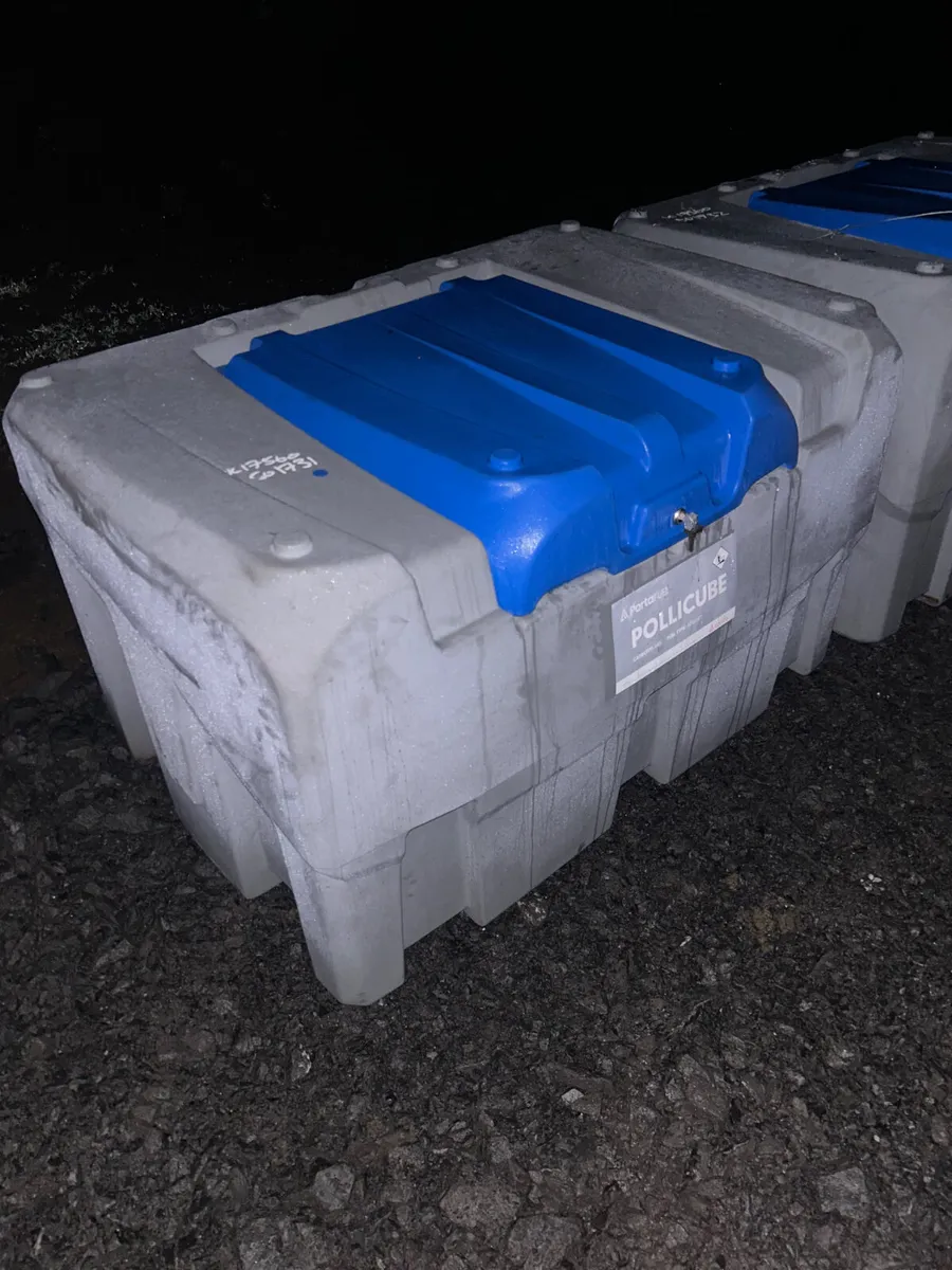 Unused 440L 12v fuel bowsers for Sale - Image 2