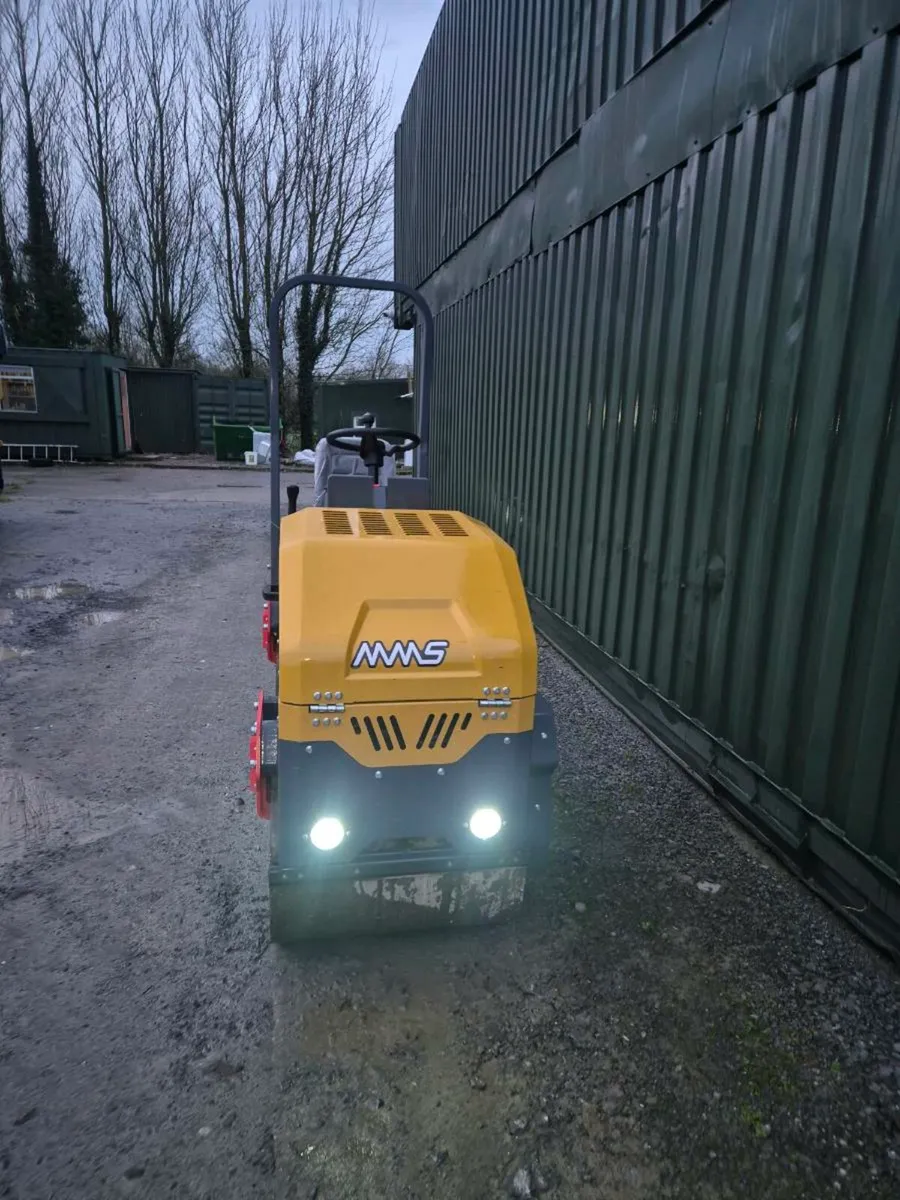 MMS vibrating  roller - Image 2