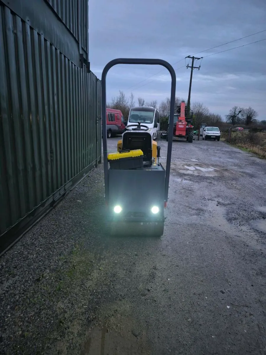 MMS vibrating  roller - Image 3