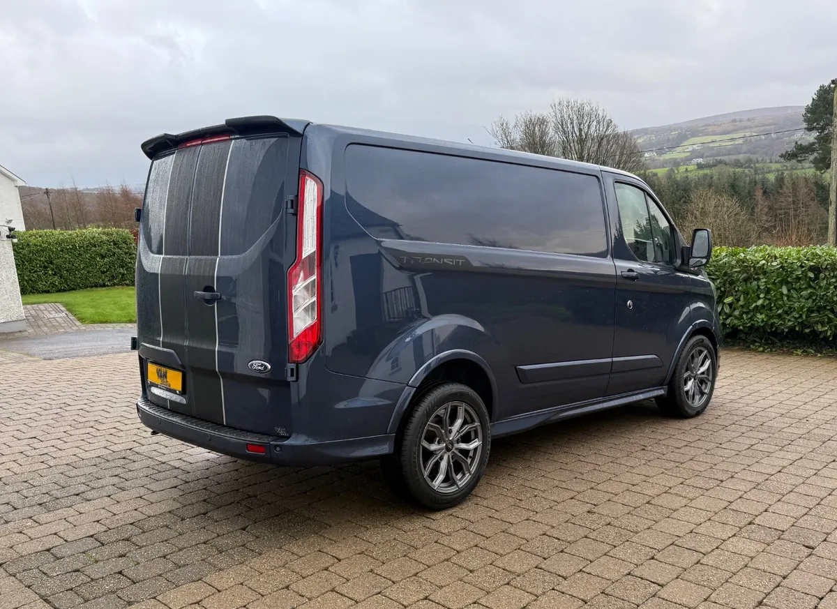 2022 Ford Transit Custom 2.0 EBL 130 320 SWB - Image 4