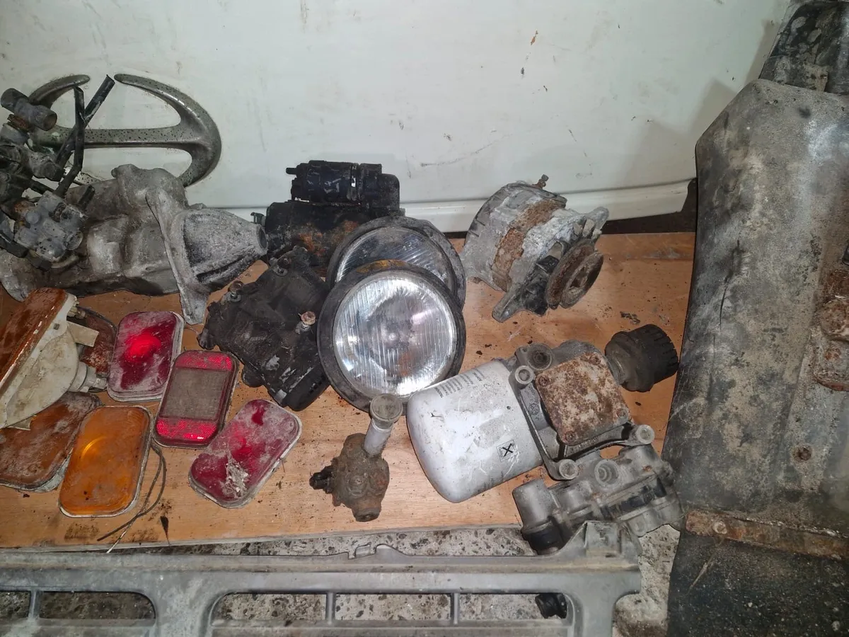 Hino truck parts - Image 3