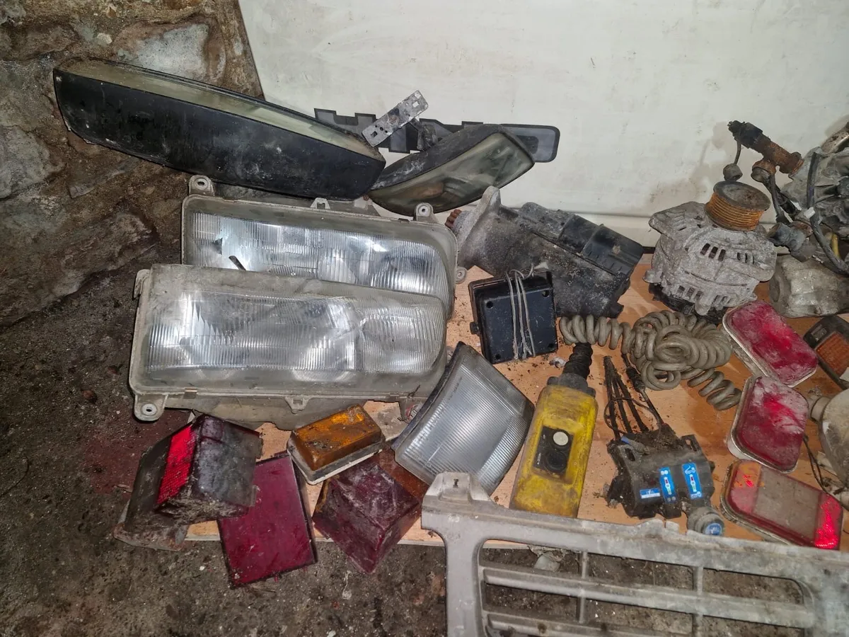 Hino truck parts - Image 4