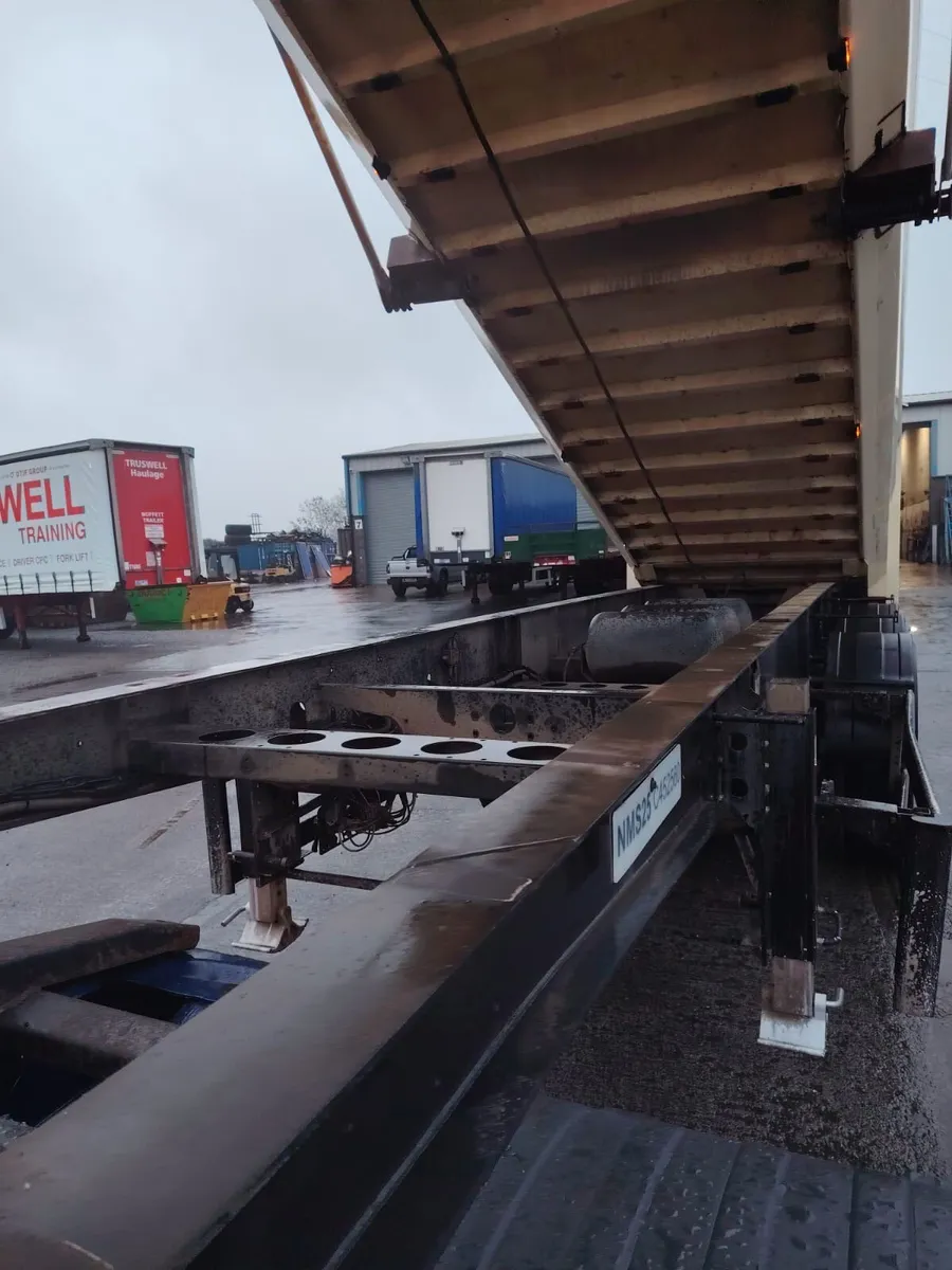 2018 STAS Steel aggregate tipping trailer - Image 4