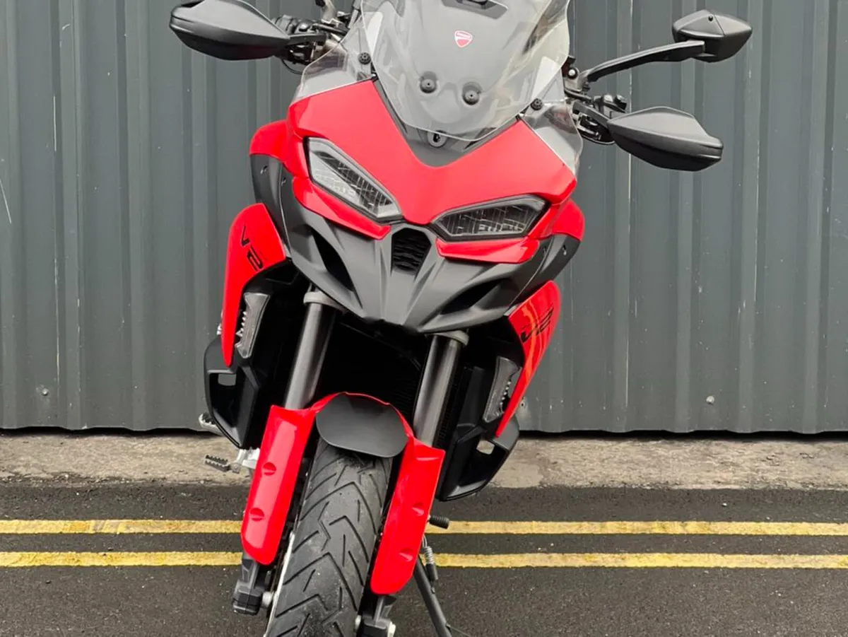 Ducati Multistrada V2 - Image 2