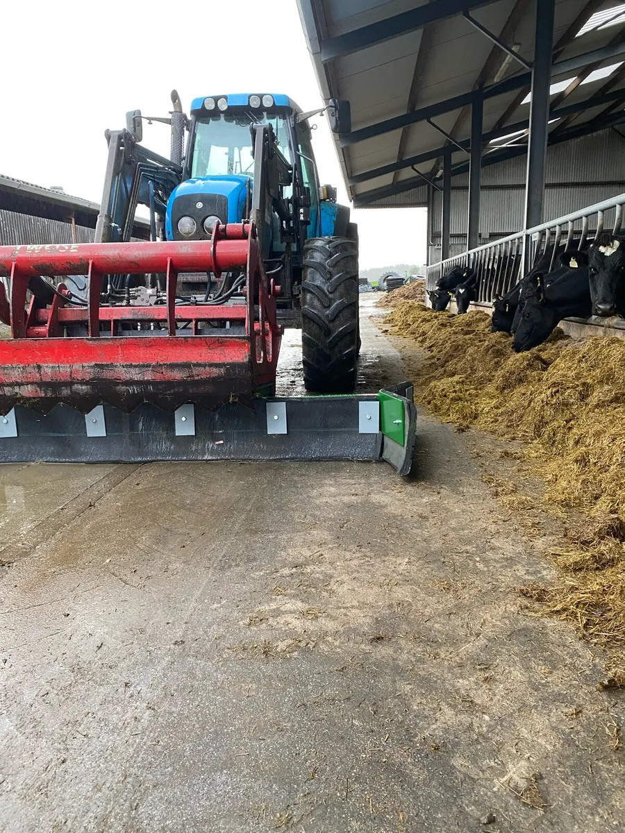 Yard scraper - Image 2