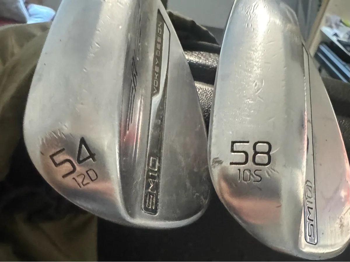 Titelist T150 irons (2025) and Volkey SM10 wedges - Image 1