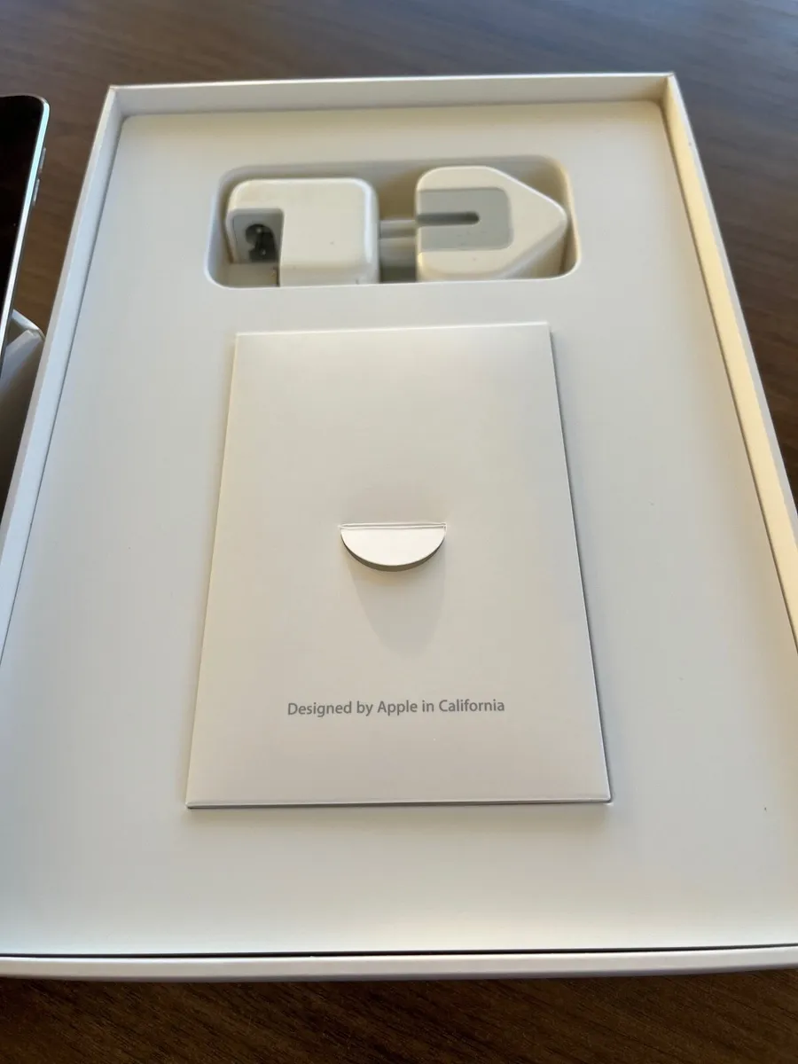 iPad Air 2 - Image 2