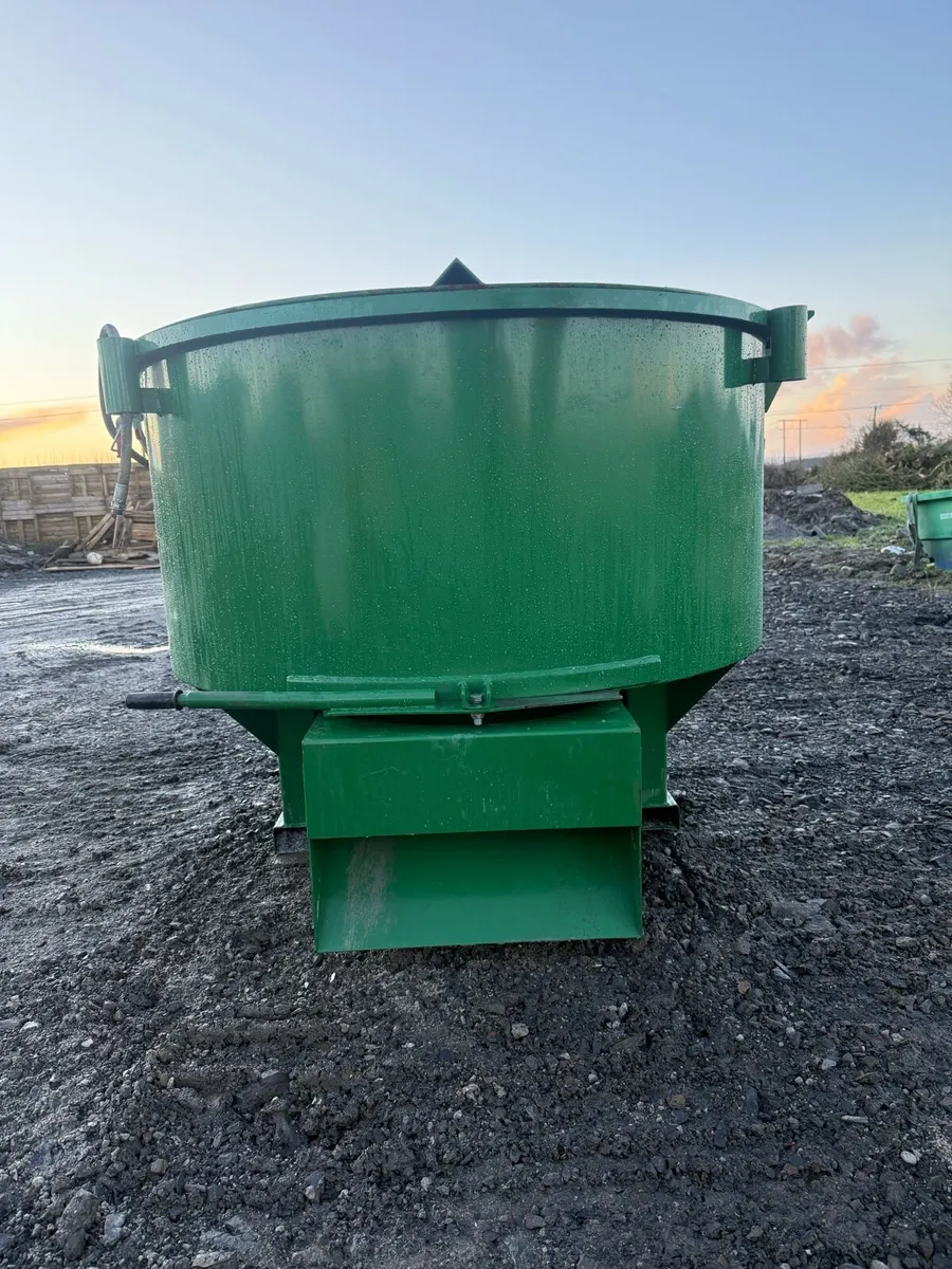 Concrete pan mixer 1.2m - Image 2