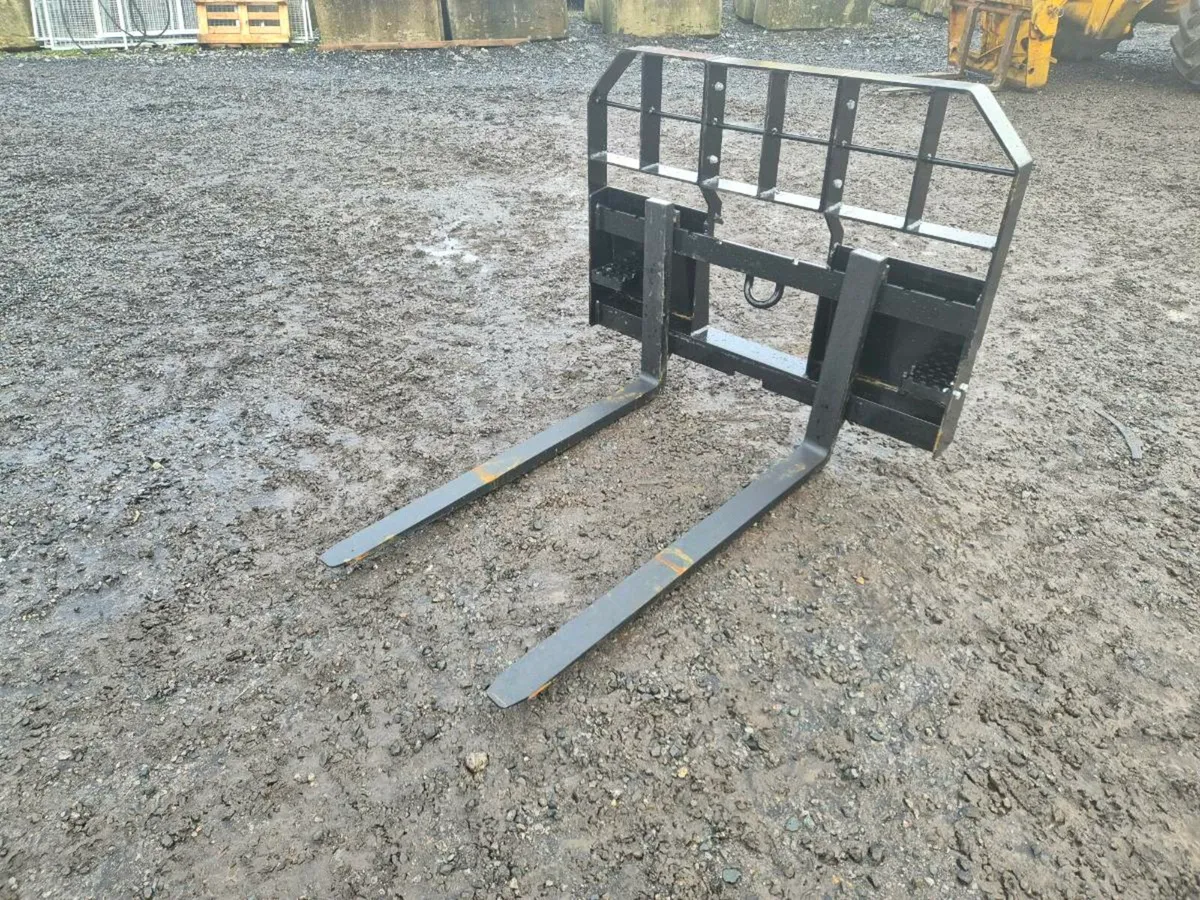 Skidsteer pallet forks - Image 2