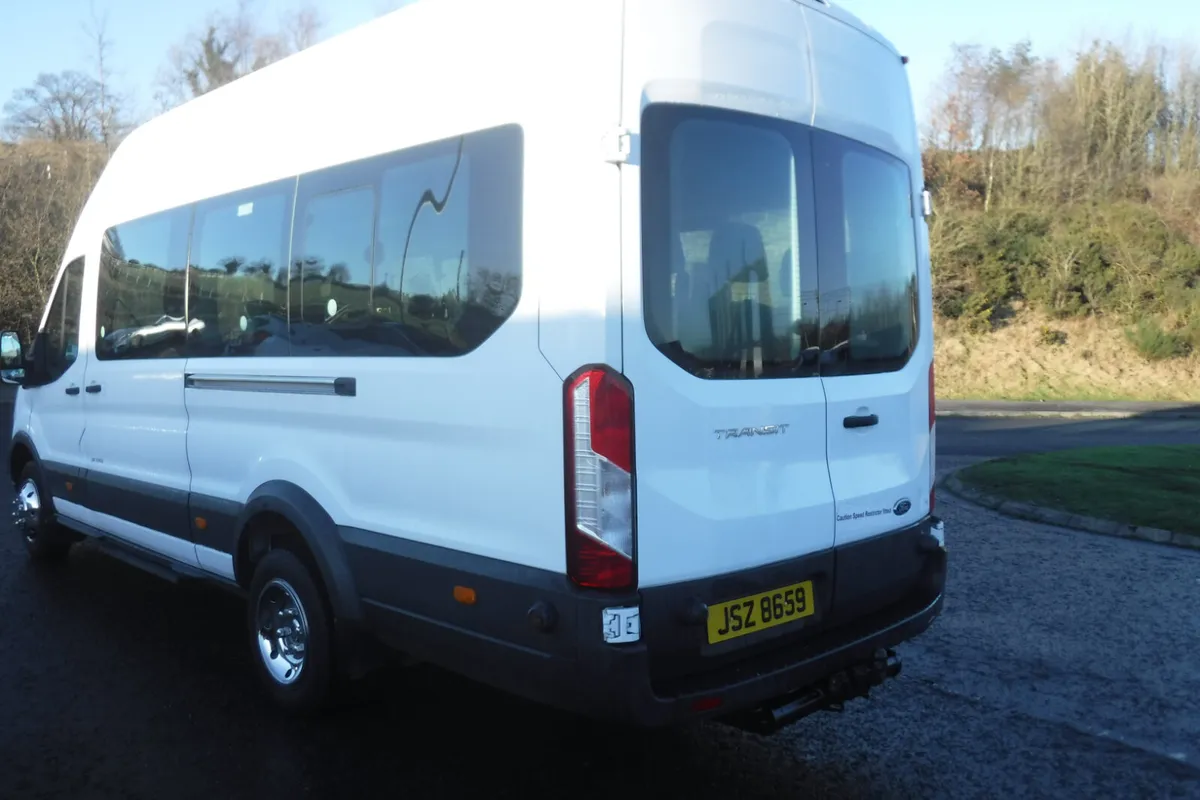 Minibus 2017 Ford Transit 17 seater with tachograp - Image 3