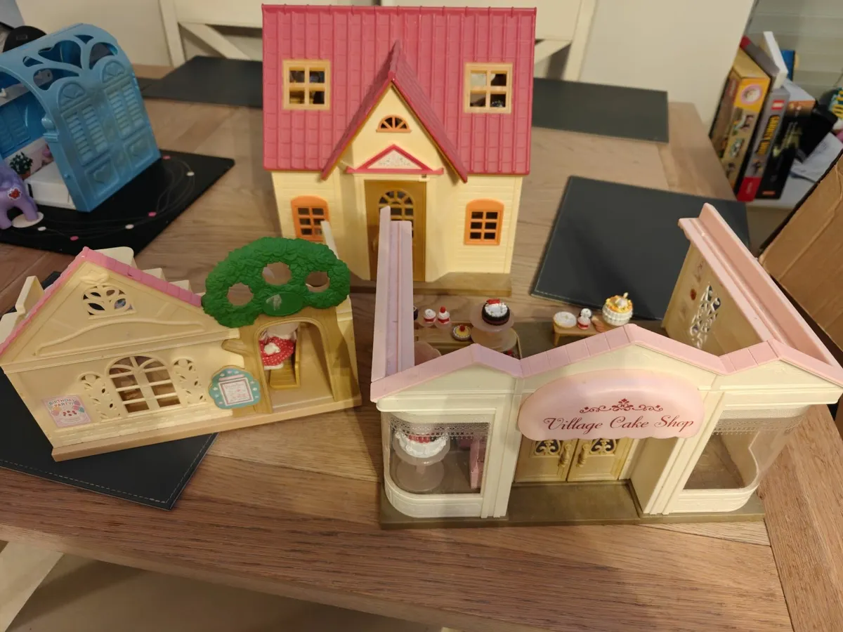 Sylvanian Families sets - Image 2