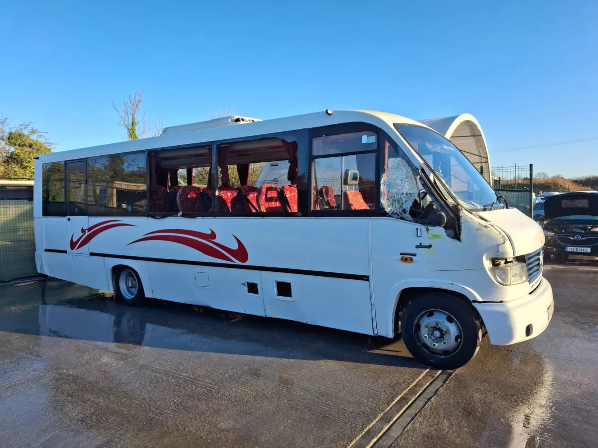 2008 Mercedes Vario BUS  29 seater - Image 3